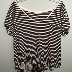 ||AMERICAN EAGLE GREY-WHITE STRIPED T-SHIRT||